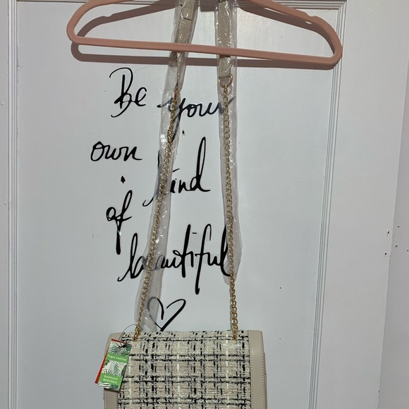 New with tags Badgley Mischa long strapped purse - Picture 3 of 12